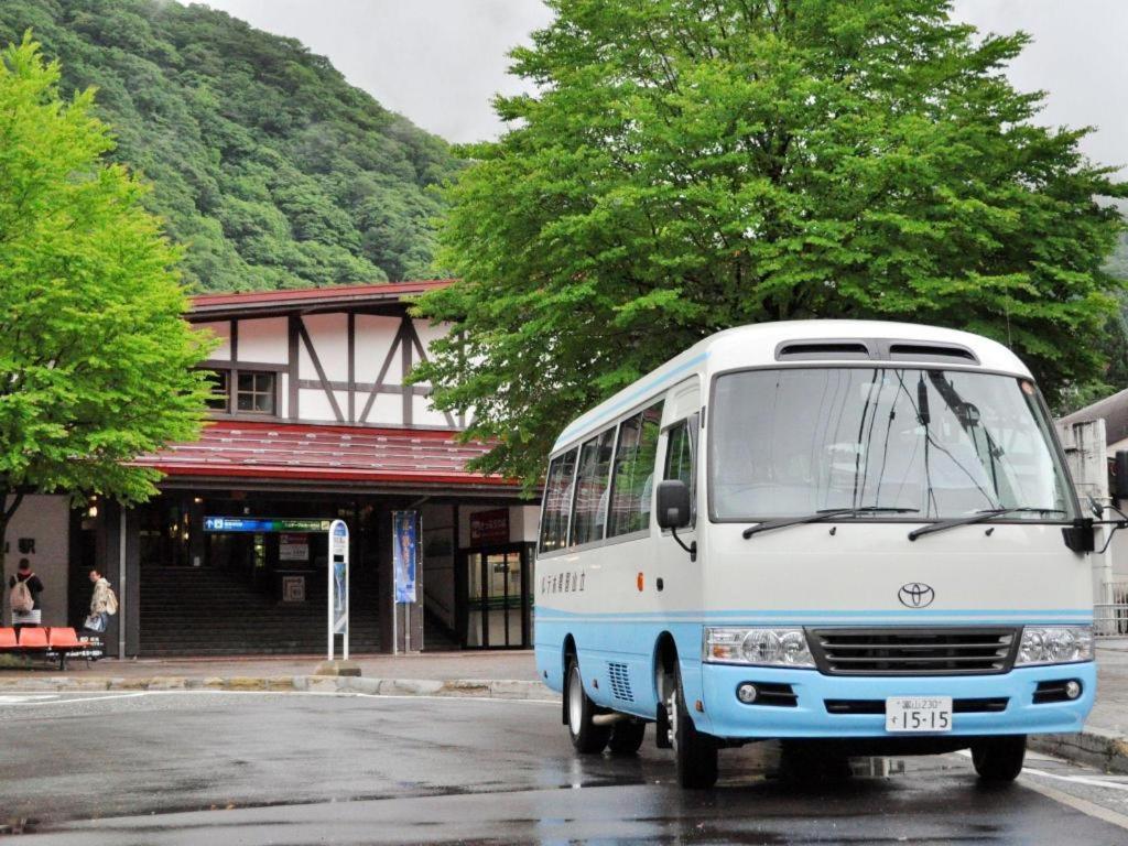 טויאמה Tateyama Kokusai Hotel מראה חיצוני תמונה