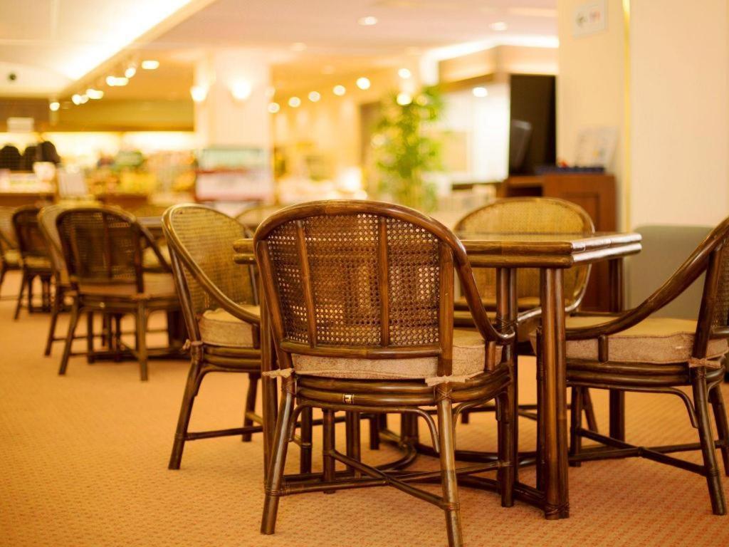 טויאמה Tateyama Kokusai Hotel מראה חיצוני תמונה