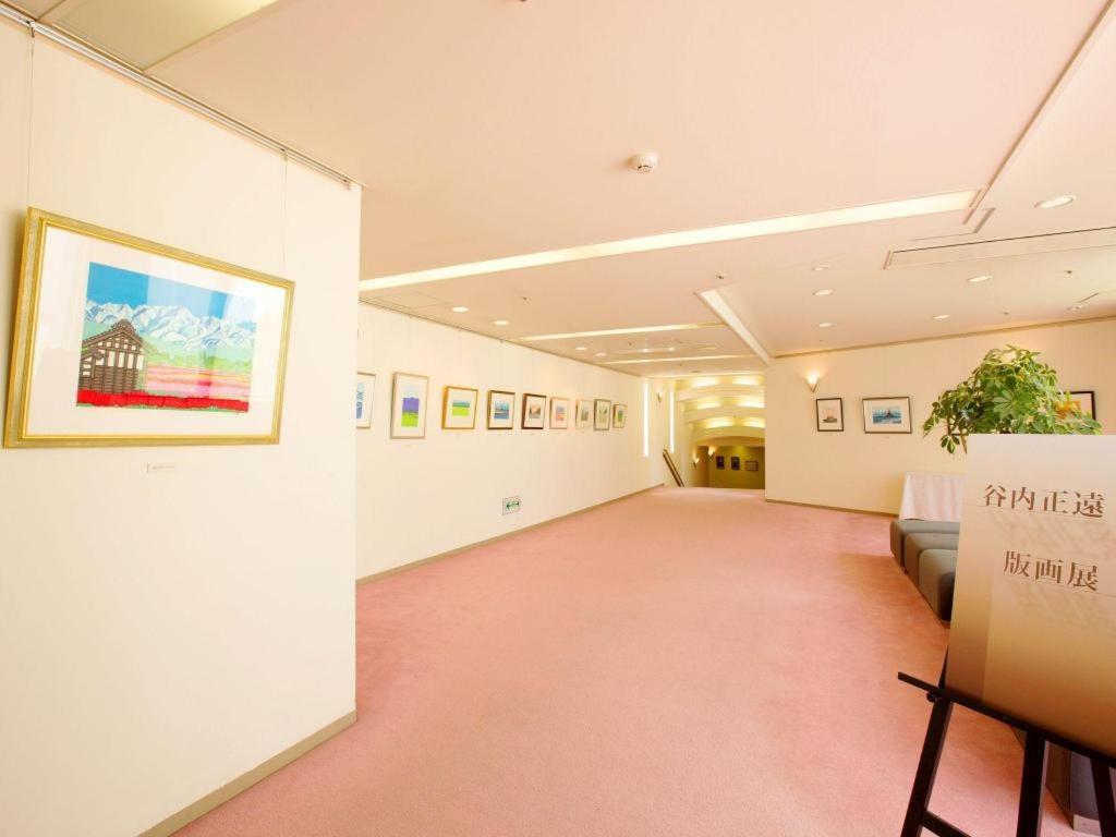טויאמה Tateyama Kokusai Hotel מראה חיצוני תמונה
