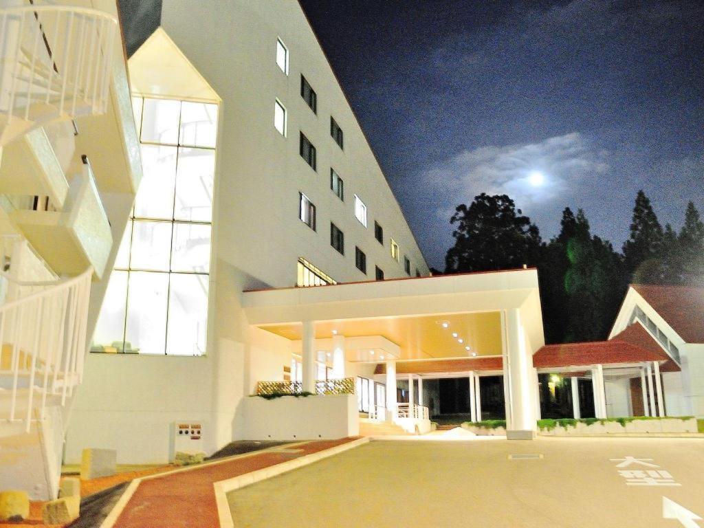 טויאמה Tateyama Kokusai Hotel מראה חיצוני תמונה