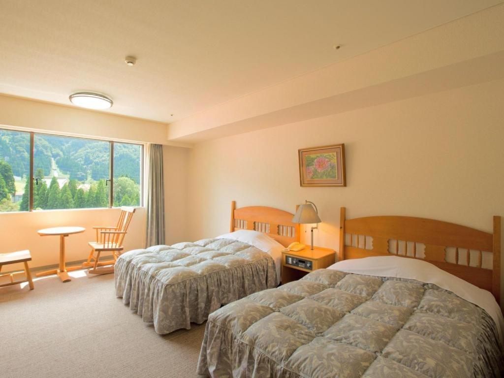 טויאמה Tateyama Kokusai Hotel מראה חיצוני תמונה