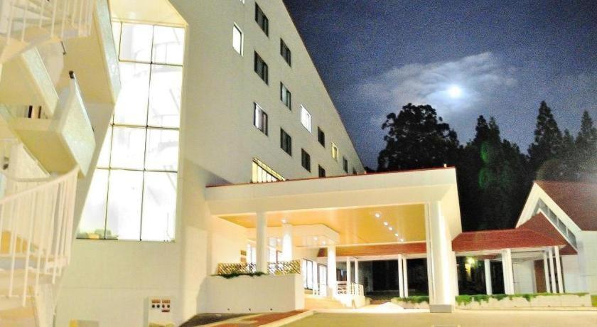 טויאמה Tateyama Kokusai Hotel מראה חיצוני תמונה