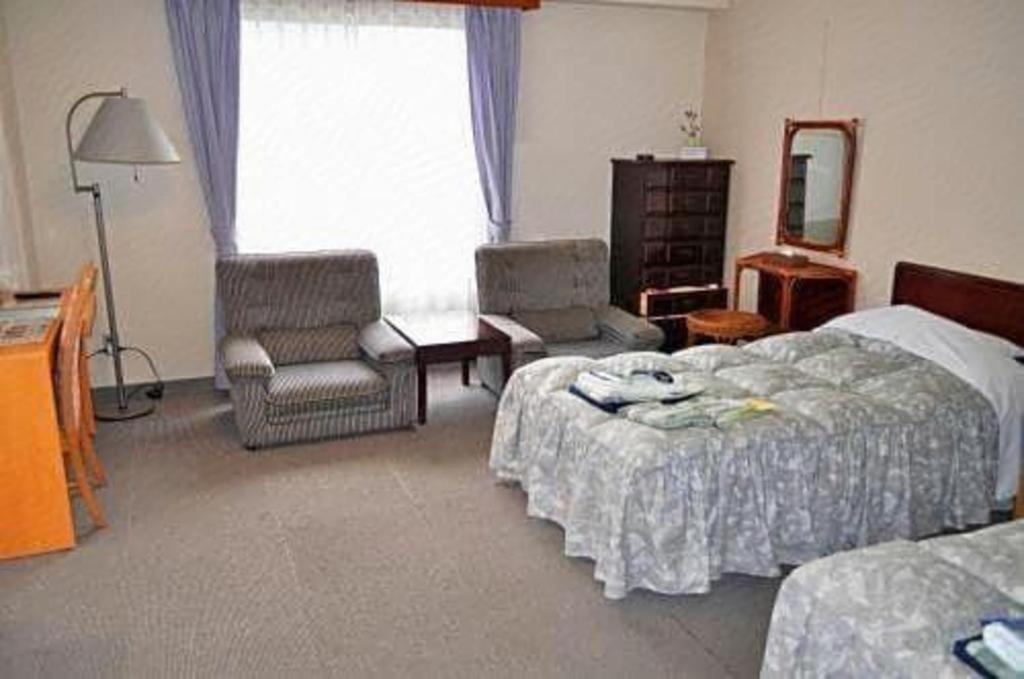 טויאמה Tateyama Kokusai Hotel מראה חיצוני תמונה